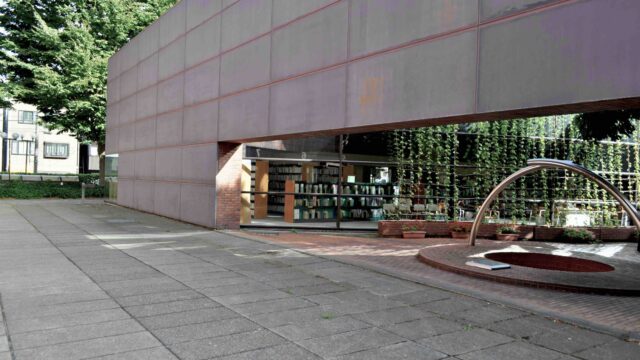 金沢市立玉川図書館